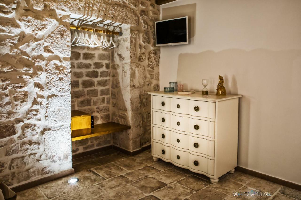 Beatrice Rooms Конверсано Екстериор снимка